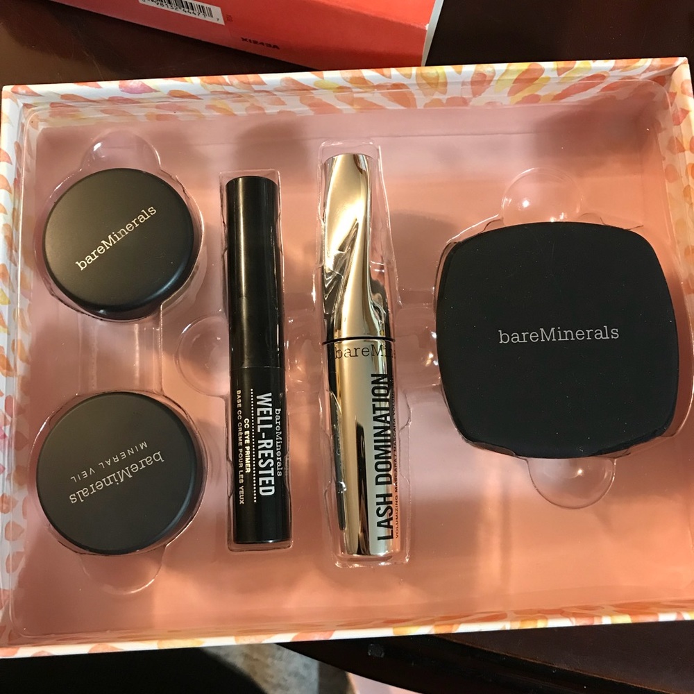 Bare minerals exclusive 5piece beauty refresh set
